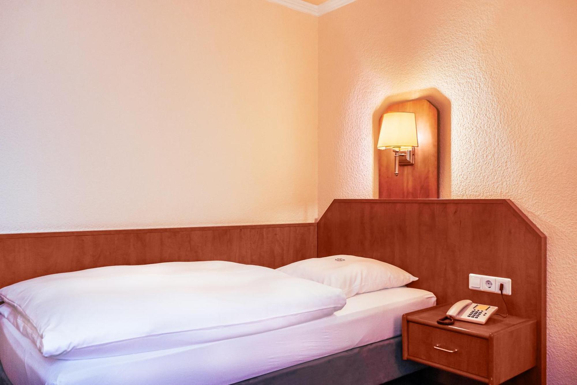 Hotel Muenkel Ганновер Екстер'єр фото